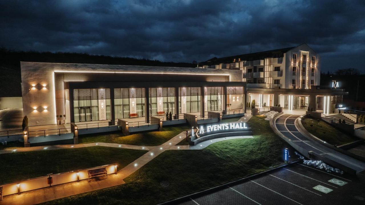 Iza Hotel Sighetu Marmaţiei Exterior foto